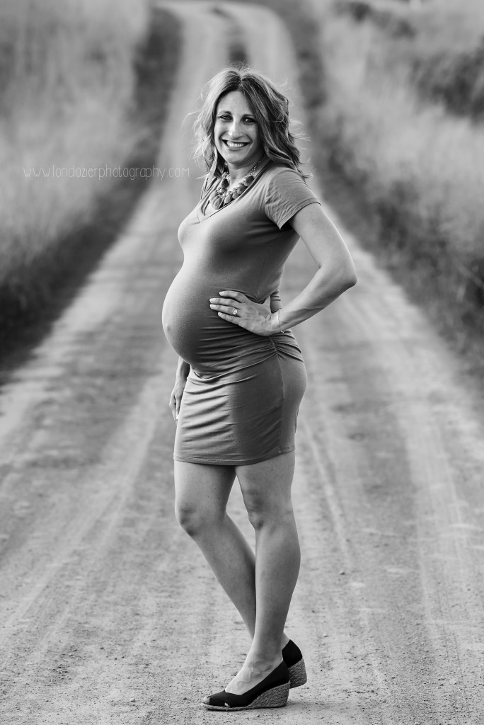 chaska maternity photographer